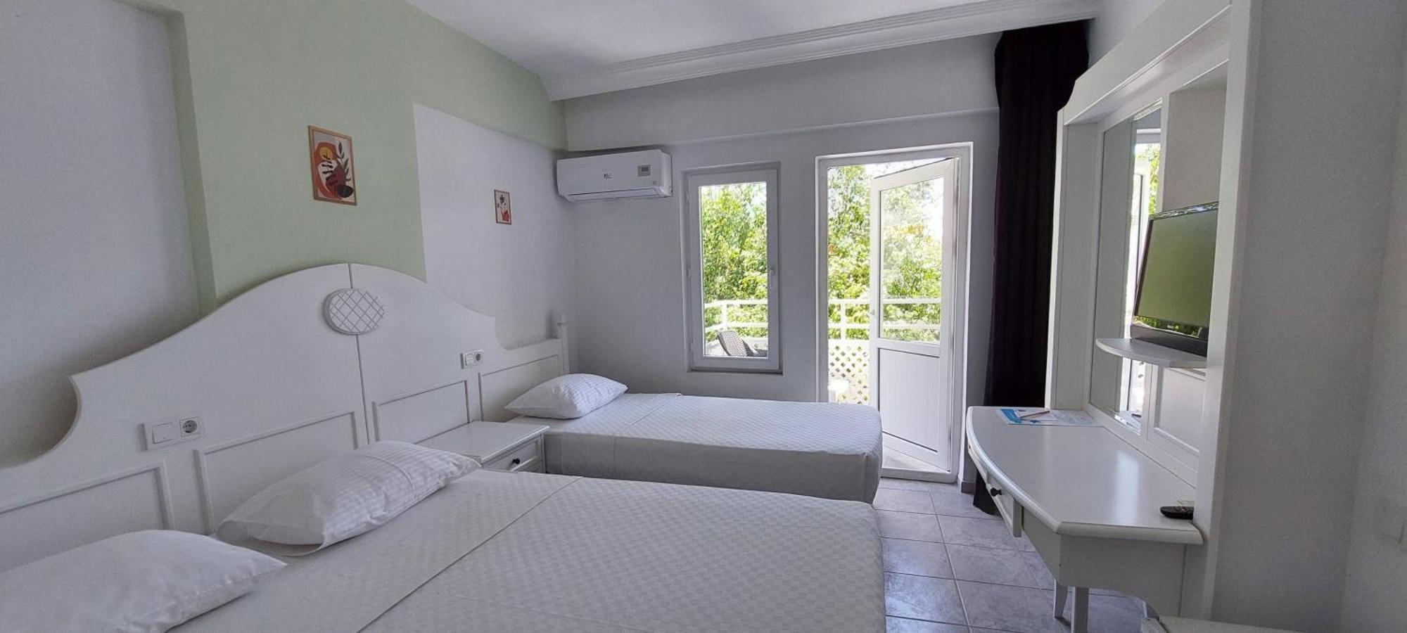 Standard Triple Room,1589729820:JPEG